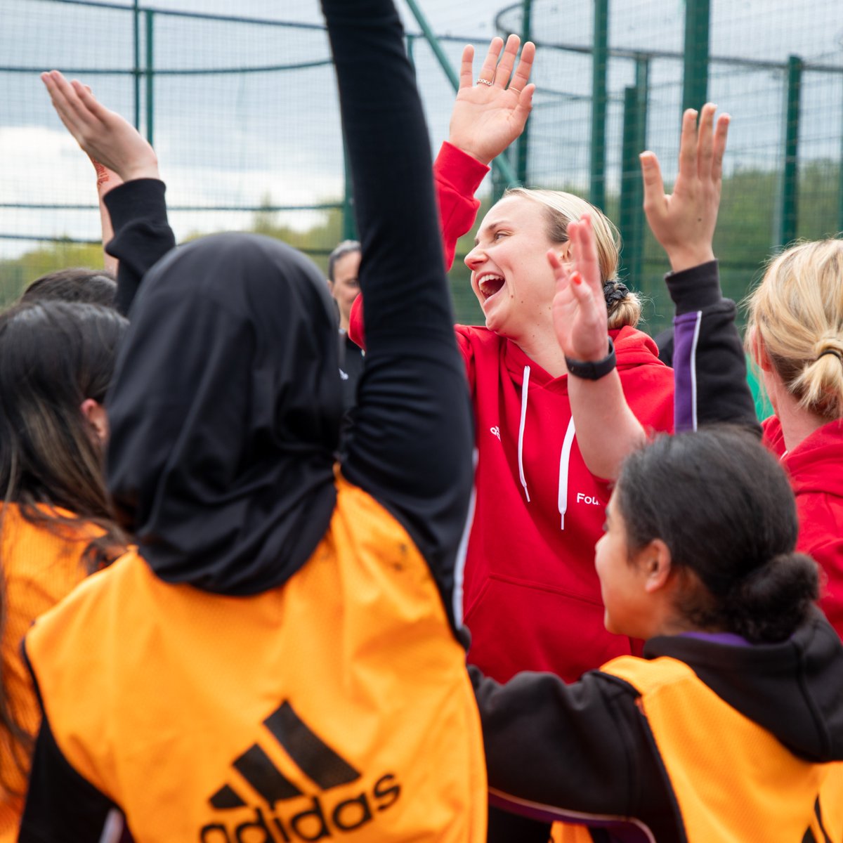 MU_Foundation's tweet photo. Wishing you the best in your next chapter 👊

Thank you for supporting our young people, Martha! ❤️🤝

#MUWomen | #MarthaThomas https://t.co/w6fPmvGj8E