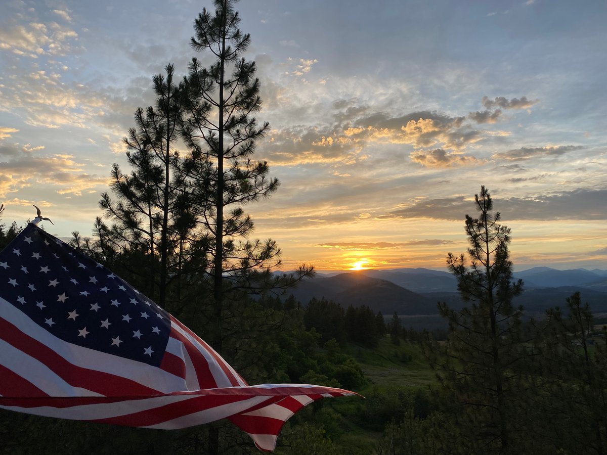 No caption needed....⛰️