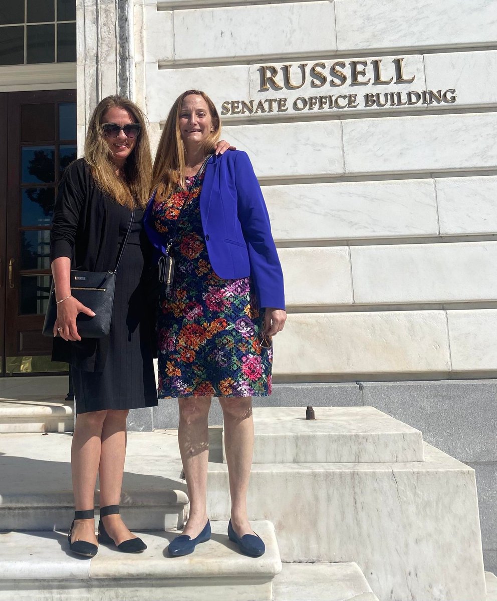 Lisa Jackson, VP of Marketing & Development & Dr. Holly Binnig, Chief Medical Officer, making a difference in Washington DC supporting Teaching Health Centers, like HealthSource of Ohio.  #valuechcs #hsocares #yourhealthyourcare #patientcare #healthsourceofohio #putpatientsfirst