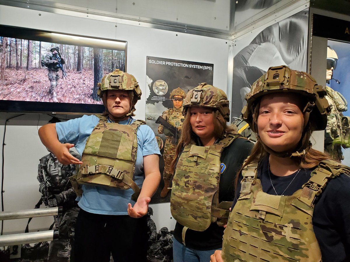 CareerTech_TPSD's tweet photo. CTE students are enjoying the Army’s AS4 Adventure Semi! This simulation vehicle gives students an “Army Experience”. 🪖🇺🇸#providingoptions #CTE Works #tpsd https://t.co/EhwigYfh05
