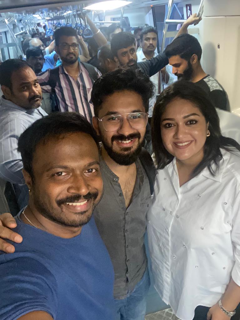 Psprfc1's tweet photo. Team #tatsamatadbhava travelling in metro on the way to premier show 💥
@meghanasraj @vasukivaibhav
@pannagabharana https://t.co/xWFBeGYWkJ