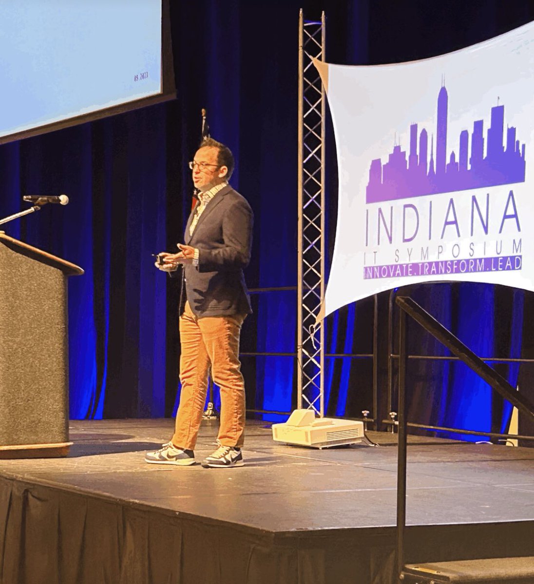 Ryan Larcom (@ryan_larcom) on Twitter photo It was a pleasure presenting to #CIOs at the #Indy #IT Symposium today on behalf of <a href="/highalphainno/">Alloy Partners (formerly High Alpha Innovation)</a>. #Innovation in large organizations is getting harder & working with #startups is one of a portfolio of options for driving growth! It was a pleasure presenting to #CIOs at the #Indy #IT Symposium today on behalf of <a href="/highalphainno/">Alloy Partners (formerly High Alpha Innovation)</a>. #Innovation in large organizations is getting harder & working with #startups is one of a portfolio of options for driving growth!