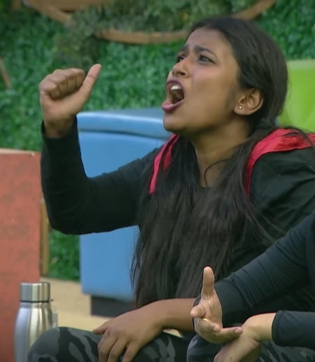 UrsShareef's tweet photo. 1st time #Geethu kanna fraustation teppinche contestant ni chusa ,future lo chustano ledo
#Rathika > Geethu , Mitraw
(Fraustation wise)
#RathikaRose Today ๐๐
#BiggBossTelugu7
#BiggBoss7Telugu https://t.co/SeopCIx8nF