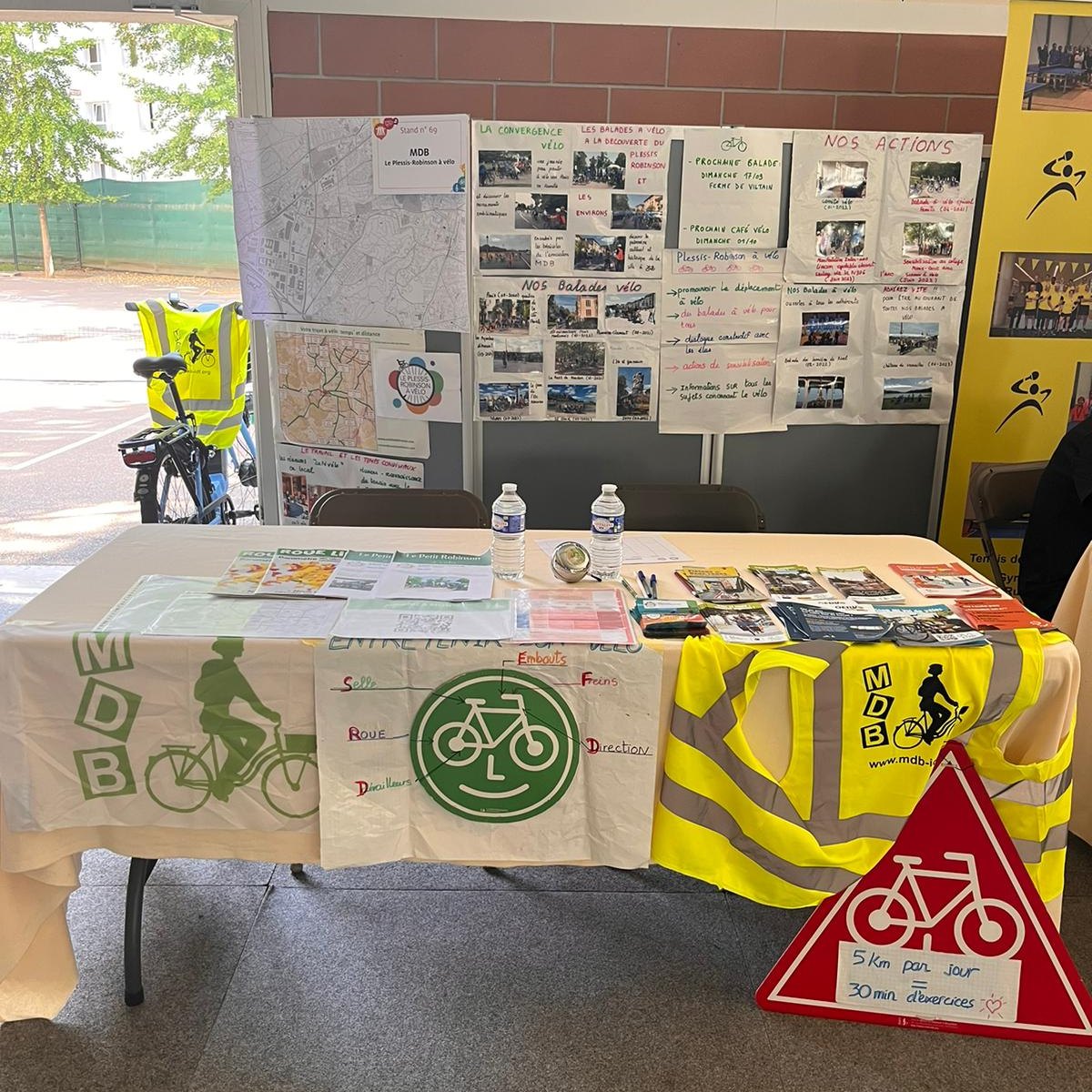 Le Plessis-Robinson à Vélo tweet media