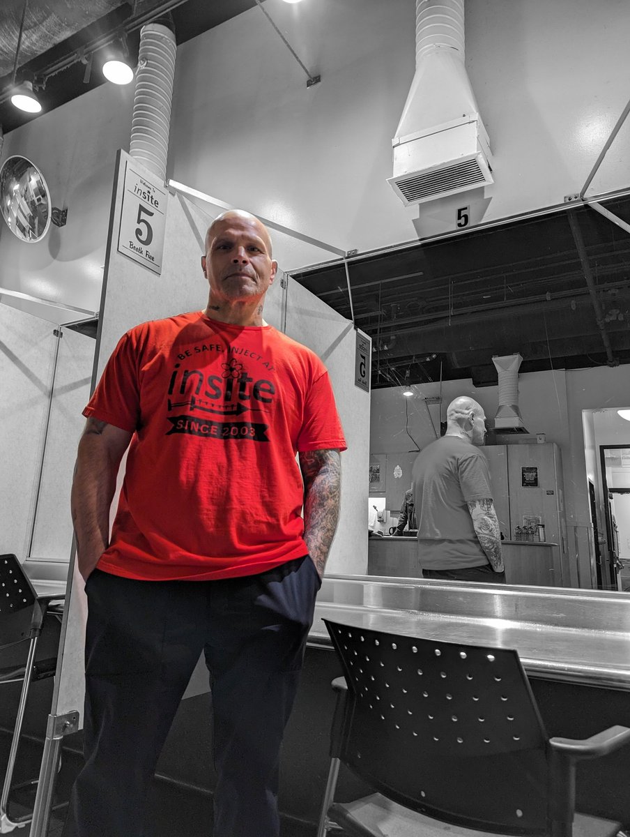 guyfelicella's tweet photo. Today is North America's first supervised consumption site (Insite) 20 year anniversary event and I am truly grateful and humbled to be the MC. My last overdose was Feb 18th 2013. I laid motionless on the floor of booth 5. When I gained consciousness, the nurse told me how much she cared about me and I just burst into tears 😭 It was a moment of humanity I needed. I told her I didn't want to do this anymore and began to change my life. This facility is so much more than a safe place to use drugs; it provides people with human connection, something we all need in our lives.  Today I have over a decade sober, a family and an amazing life and none of this would be possible without this supervised consumption site! I have never forgotten everyone's love and support through both the dark and good times. #harmreduction