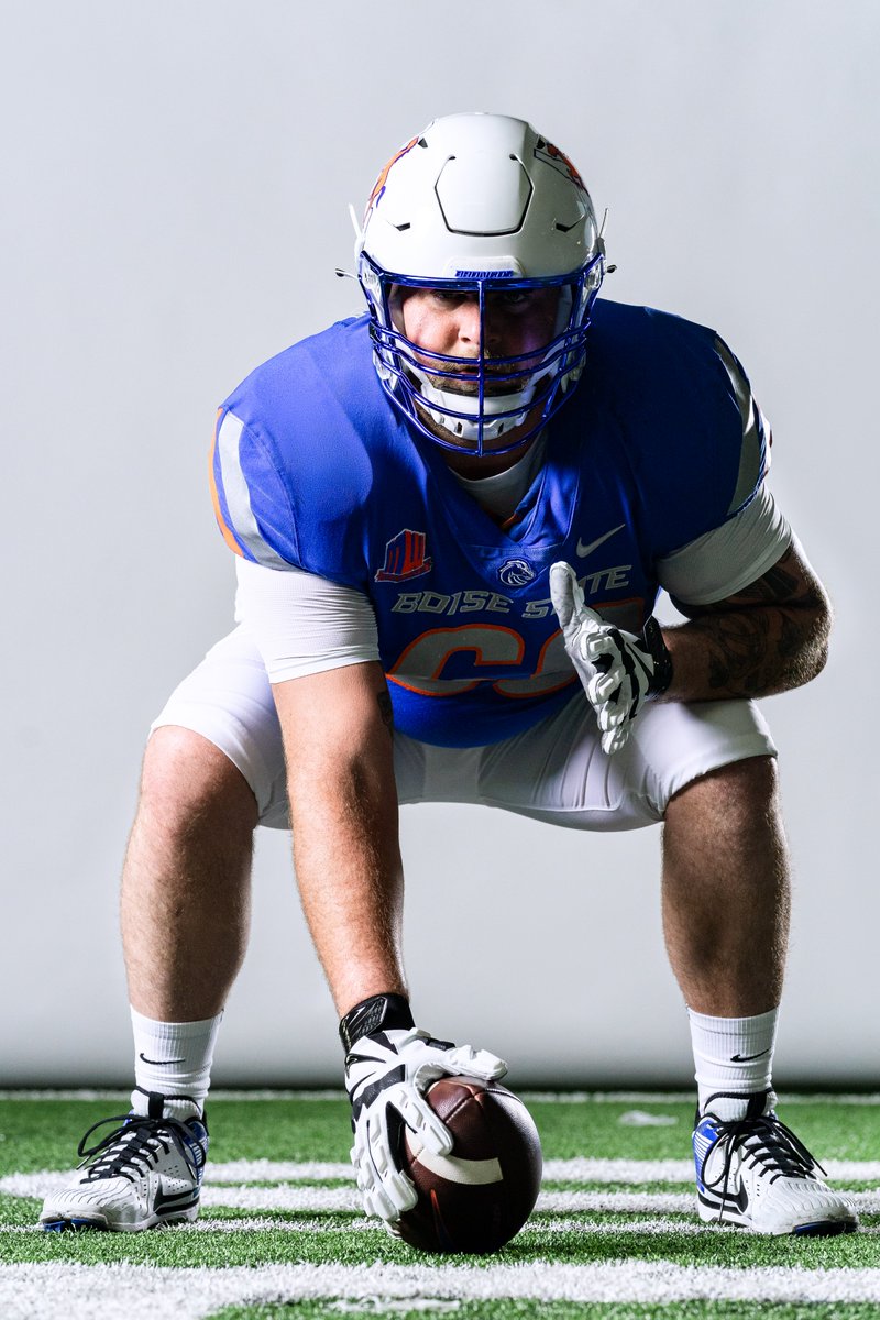 BroncoSportsFB's tweet photo. The fit 🥶

#Compete | #BleedBlue https://t.co/L16vvI8bUn