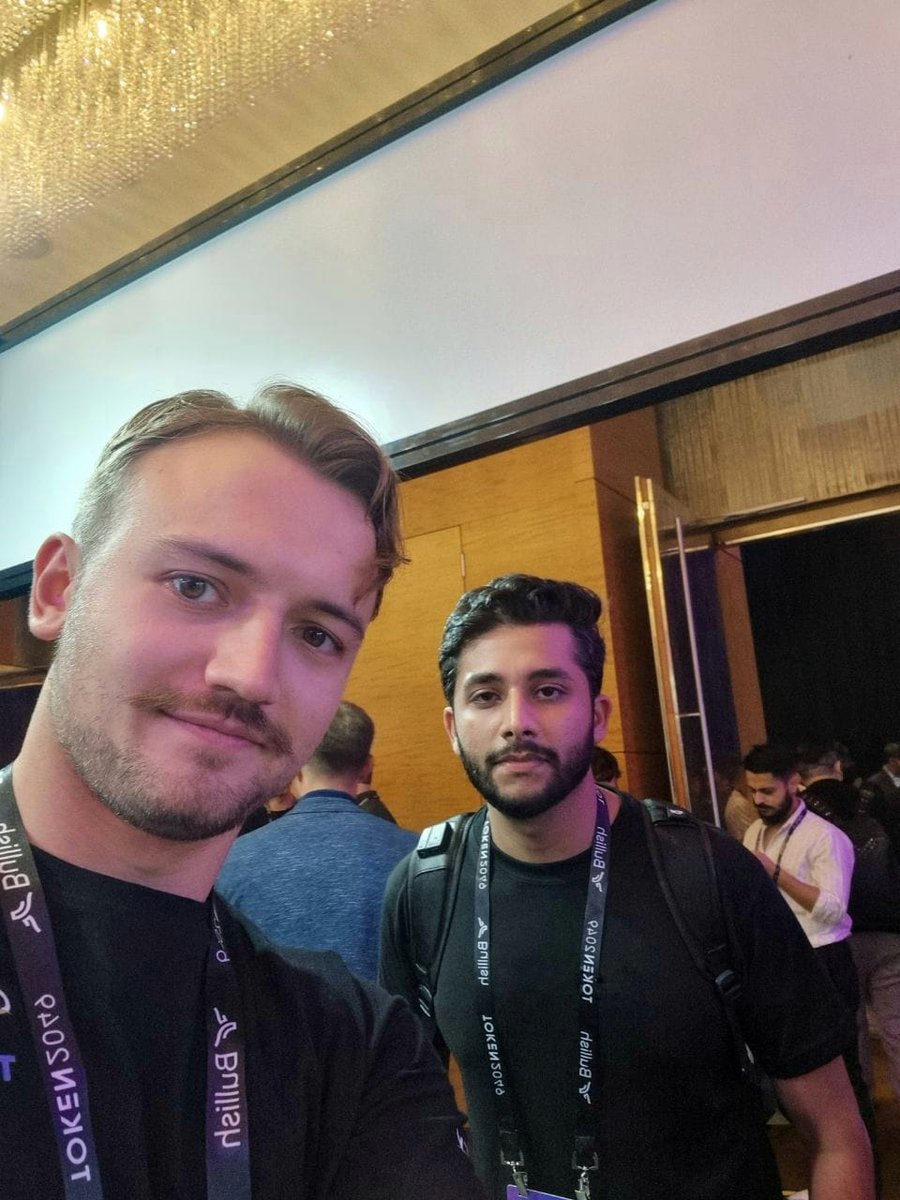 A51_Fi's tweet photo. ๐ Exciting day at #Token2049 for Team #Unipilot! ๐Had a brief discussion regarding the DeFi Ecosystem as a whole with @GravityTeam_co and how @MarketAcross helps Web3 brands grow.
#Token2049 #Web3 #DeFi https://t.co/8fgCstG9Yx
