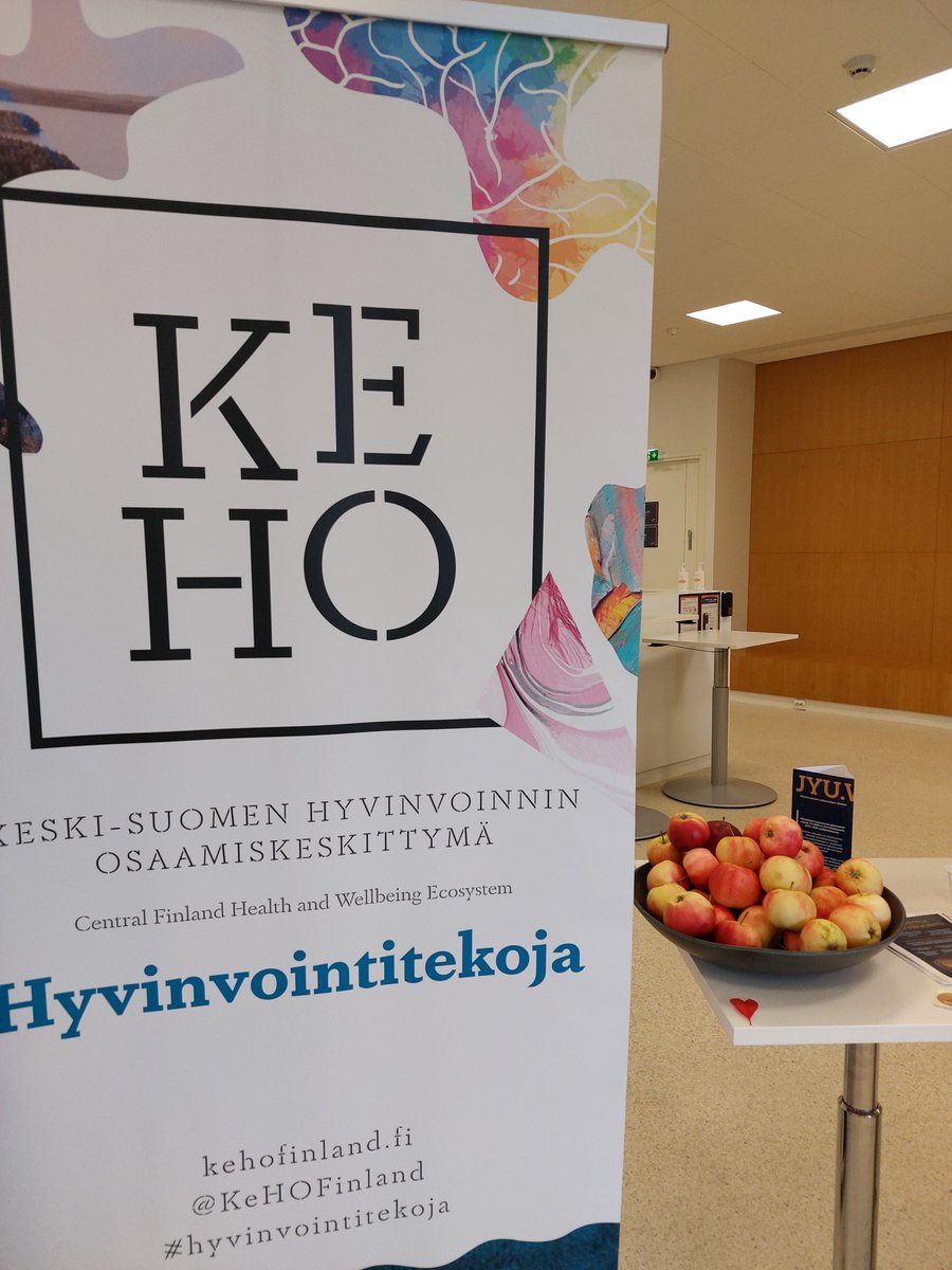 KehoFinland's tweet photo. Kohtaamisia, keskustelua, verkottumista Hyvän voinnin Keski-Suomi -foorumissa. Mikä on oma hyvinvointitekosi?

Kiitos foorumiin osallistuneille hankkeille ja järjestöille sekä @keskisuomenliit 💚
#hyvinvointitekoja #keskisuomi https://t.co/vglSdHOTkT