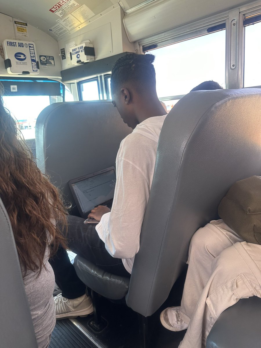 Melissa Lopez (@mlopez_phhs) on Twitter photo The level of dedication it takes to be an Early College scholar!
Can’t stop-won’t stop!
<a href="/phecspartans/">PHEC</a> <a href="/APRIL_PHHS/">April Marie Ortega-Valdez</a> <a href="/EWilliams_PHHS/">Eric J. Williams Jr.</a> The level of dedication it takes to be an Early College scholar!
Can’t stop-won’t stop!
<a href="/phecspartans/">PHEC</a> <a href="/APRIL_PHHS/">April Marie Ortega-Valdez</a> <a href="/EWilliams_PHHS/">Eric J. Williams Jr.</a>
