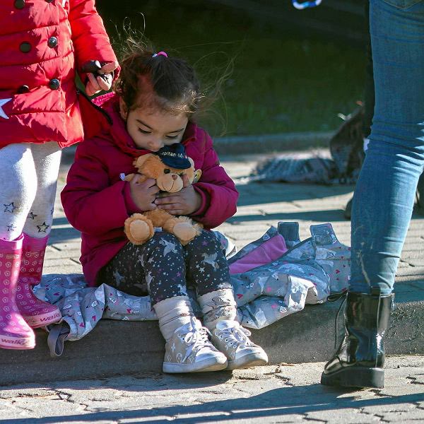 #AferaWizowaPiS dopiero się rozkręca. Suweren na filmwebie wystawia oceny #Holland / <a href="/JaninaOchojska/">Janina Ochojska #MocKobiet</a> za zrobienie czegoś antypolskiego. Jarek dalej planuje kolejny sezon pushbacku?