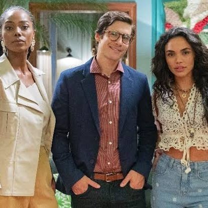 brasilscenes's tweet photo. Leão Lobo criticou a novela #Fuzue, e disse como a Globo apostou nessa "bobagem". O que acham?

- A trama é tão tola que parece uma ofensa à inteligência do telespectador adulto. Lembra até aquela fase das novelas do Carlos Lombardi, neste horário dos galãs sem camisa. Pelo menos naquelas havia uma certa malícia, apesar das tramas não levarem a lugar nenhum. O mais trágico é como a emissora apostou nesta bobagem, que mais parece uma historieta infantil farsesca, para um horário tradicional das famílias reunidas.