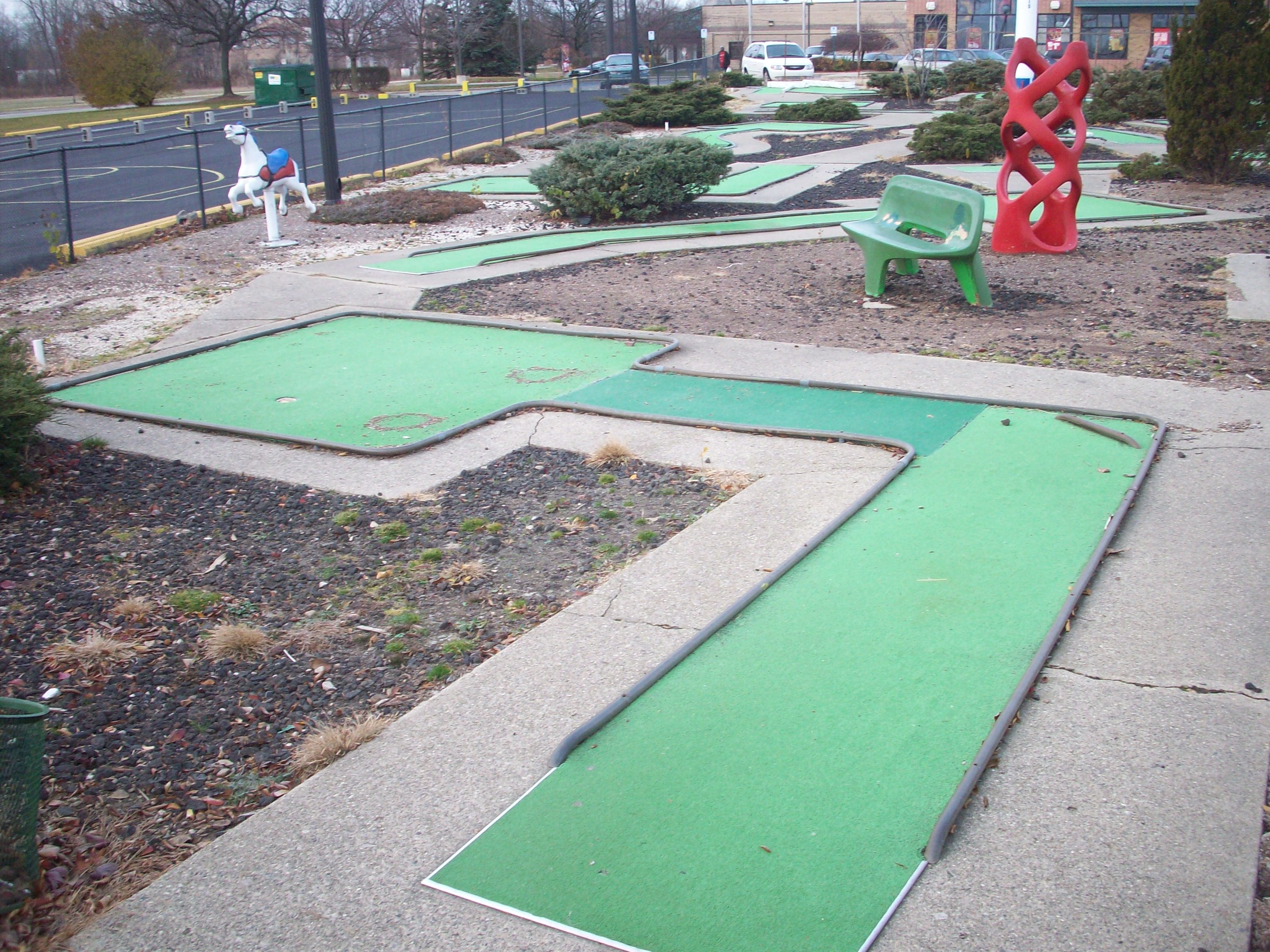 Miniature Golf - 18 Hole Golf - Oasis Fun Center