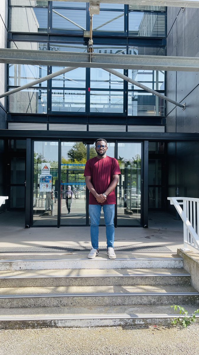 Victorebukaezea's tweet photo. 🇫🇷 Honored to be awarded the French Laureate Scholarship for Computer Science &amp; Embedded Systems research! 🎓💻 Ready to dive into this incredible opportunity! 🚀 #FrenchLaureate #Scholarship" 🇫🇷📚🚀 https://t.co/KKcyfho1DC