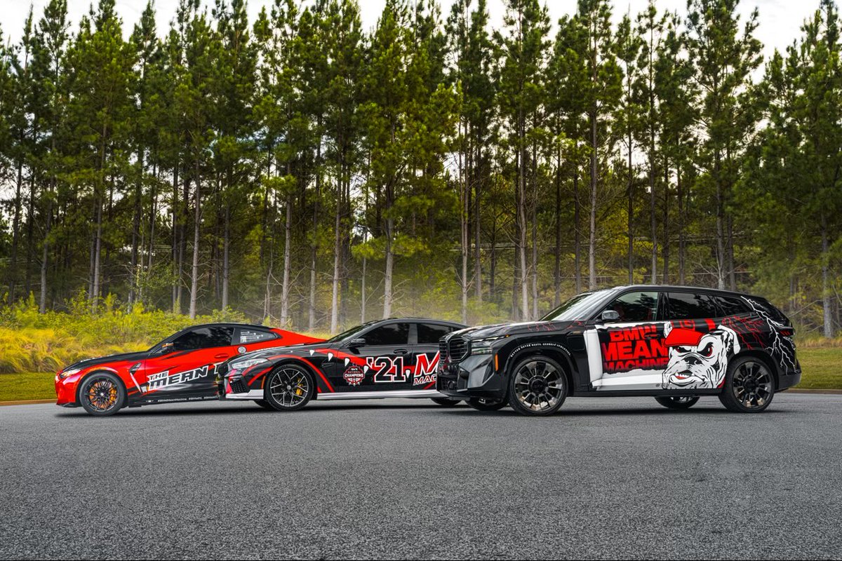 BMWMeanMachine's tweet photo. What's cooler than a new @UGAAthletics #BMWMeanMachine ? All 3 of them together... #GoDawgs https://t.co/heQ0ugj91K