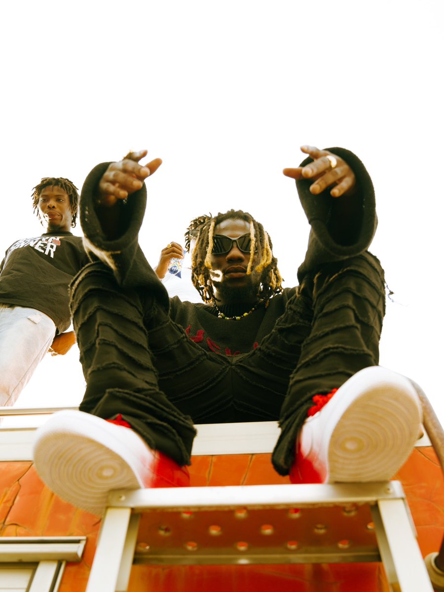 reeplaysumtin's tweet photo. HAPPY NEW YEAR REEPLAY 🤩

MAY THE ALMIGHTY BLESS ALL YOUR ENDEAVORS ❤️

📸 @tripssterr 

WHY O WHY VISUALS OUT NOW 🎥

#WHOISREEPLAY #THEJIGISUP #ANTIWORLD https://t.co/McwHrVp2hs