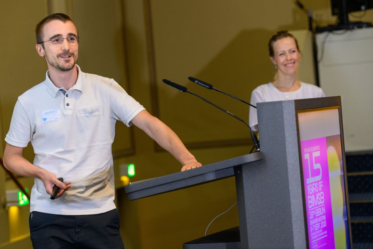 BIMSB_MDC's tweet photo. Nada Jabado, @MaxTrauernicht, PhD student @bvansteensellab, @AndreaWillemin, PhD student @LabPombo &amp; @steinaerts, appointed Science Director of https://t.co/n13c8V4AsX, present compelling science during session 5 of the Berlin Summer Meeting 2023
#mdcBIMSB2023
@MDC_Berlin https://t.co/fqagUOP0na