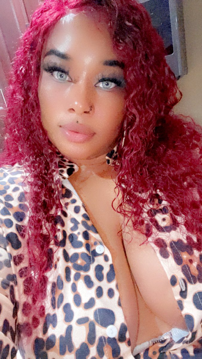 badass_mj's tweet photo. Selfie 🤳 https://t.co/vB9MCVscwf