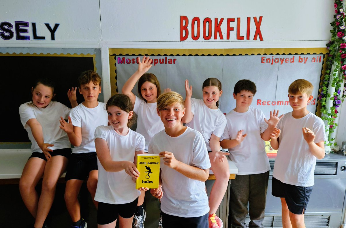 Year6TSP's tweet image. Our first class novel is &quot;Holes&quot; by Louis Sachar. We have had some great discussions about it so far! #TSPReading 💙