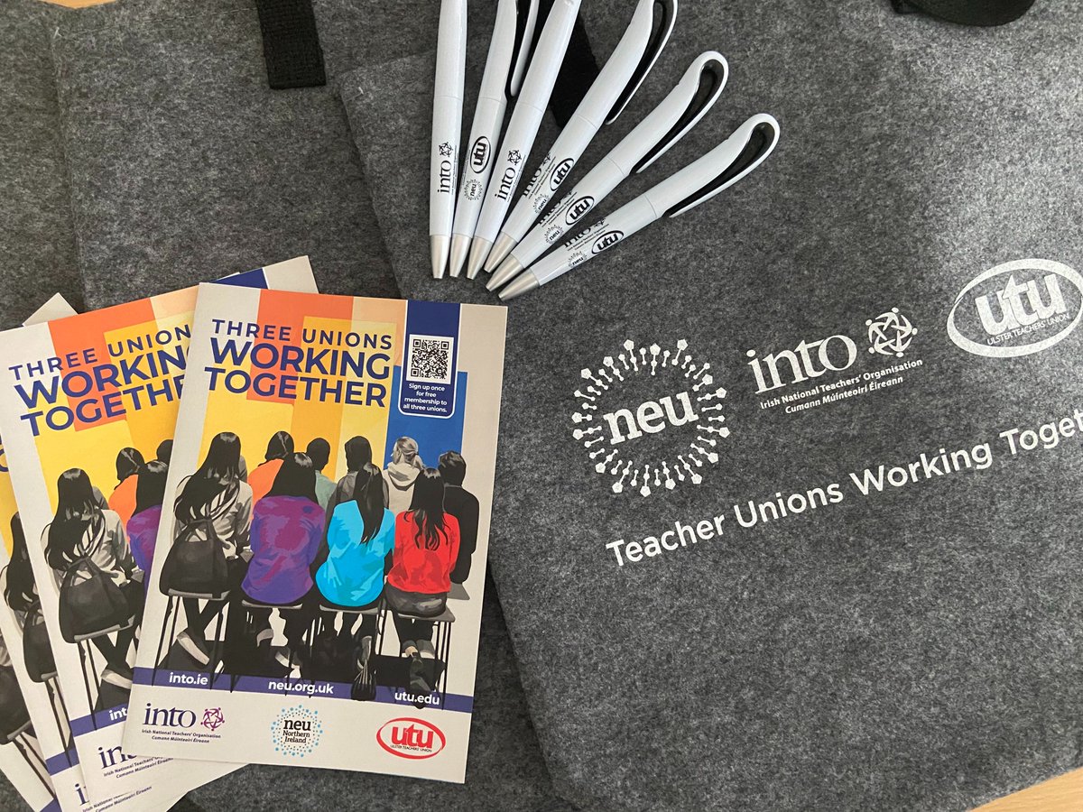 UTU_edu's tweet photo. Rebekka Gilpin UTU, Nuala O'Donnell @INTO_NI and Danielle Black @NEU_NIreland all set up at the Queen's University Belfast PGCE Freshers' Fair.

Teacher Unions working together and ready to meet and support our #teachersoftomorrow #futureinteaching https://t.co/g6wtAgAAS9