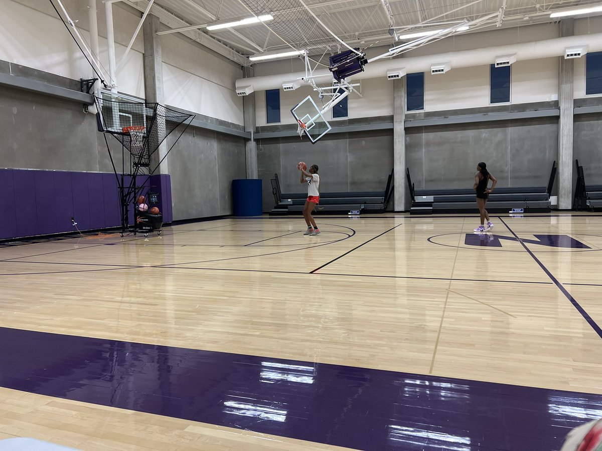 NKC_Girls_Bball's tweet photo. Rise and Shine and put that work in! Dee Dee and Yaya getting  some good ole early morning shooting on the Dr. Dish! 
#gettingbetter #morninghoops #HORNETSBBALL #NKCHS https://t.co/CyA6b5c2G5
