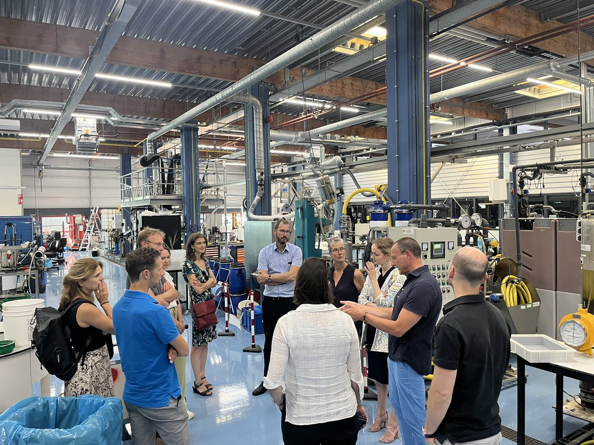 60Heinstein's tweet photo. Vandaag bezoek van @RVO_Nederland @RVO_Int_Ond aan @WaterAllianceNL en @Watercampus om meer inzicht te krijgen in #watertechnologie #innovatie #mkb #export #wetsus #waterapplicatiecentrum #Jotem #Hulo #QSenz #Aquaint #Wetterskip https://t.co/aWU77Wf72K