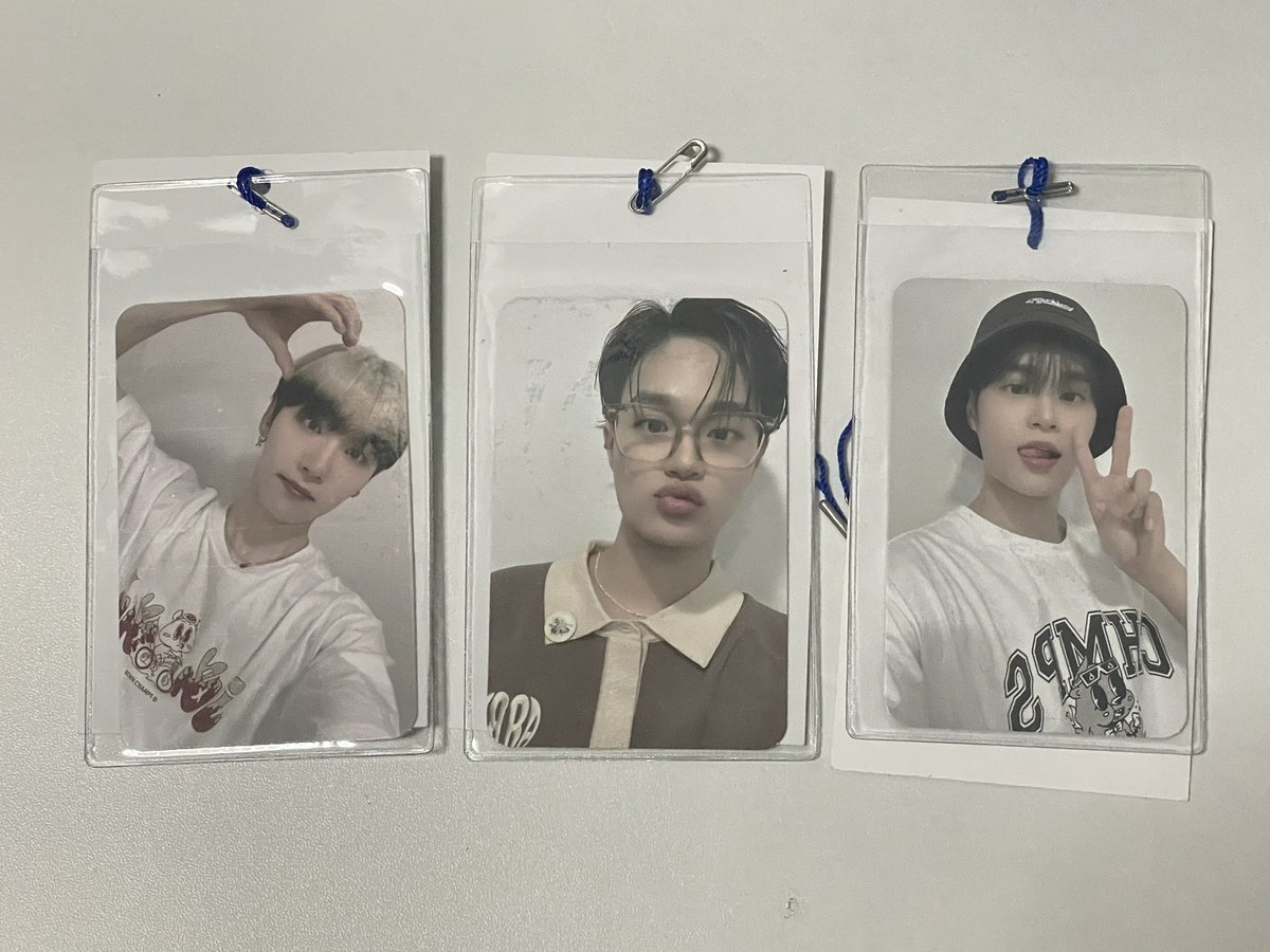 Paoyi_DH's tweet photo. [HELP RT] WTT 

I have Woong,Daehwi and would like to trade for Donghyun photocard with love! 

✅WM/EM
✅ Meet up at concert in BKK

#AB6IX #pasarAB6IX #AB6IXinKL #AB6IXinMY #AB6IX_THEFUTURE_IN_BKK https://t.co/Rt72d8N3Hd