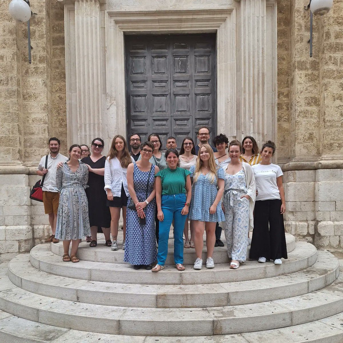 SGR en Estudis Medievals-Universitat de Lleida (@sgrmedieval_udl) on Twitter photo 👉Participació de la nostra companya
<a href="/NuriaPreixens/">Núria</a> a la "Summer School Dottorale Internazionale: L'edizione digitale delle fonti storiche. Definizione di un corpus per la storia delle Sorores", organitzat per <a href="/Sorores1/">Sorores</a> i celebrat a Bari 🇮🇹.
<a href="/DoctoratUdL/">ED Doctorat UdL</a> <a href="/UdL_info/">Universitat de Lleida (UdL)</a> <a href="/UdL_RDI/">Recerca i Transferència UdL</a> 👉Participació de la nostra companya
<a href="/NuriaPreixens/">Núria</a> a la "Summer School Dottorale Internazionale: L'edizione digitale delle fonti storiche. Definizione di un corpus per la storia delle Sorores", organitzat per <a href="/Sorores1/">Sorores</a> i celebrat a Bari 🇮🇹.
<a href="/DoctoratUdL/">ED Doctorat UdL</a> <a href="/UdL_info/">Universitat de Lleida (UdL)</a> <a href="/UdL_RDI/">Recerca i Transferència UdL</a>