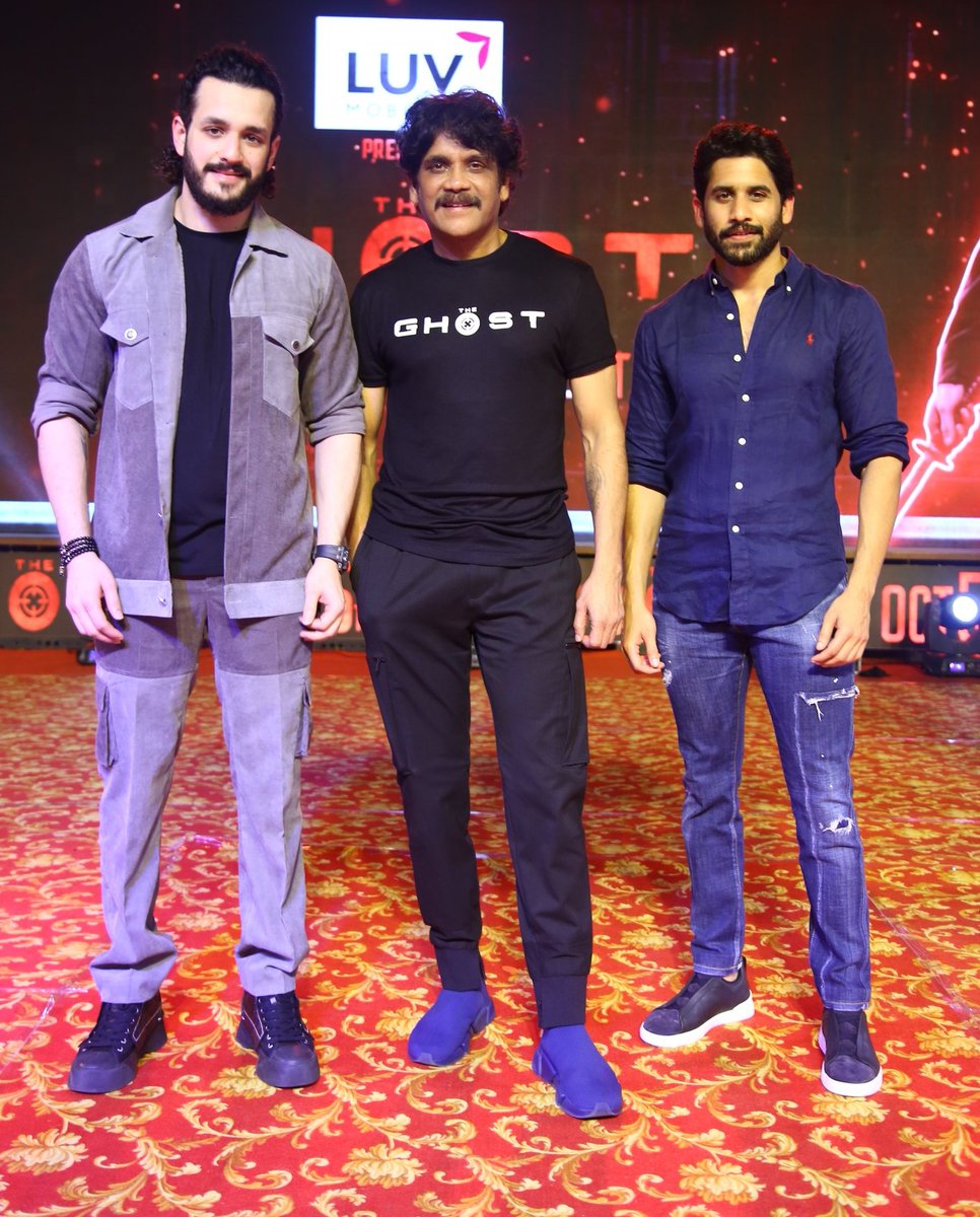 Akkineni's Next 👇

#Nagarjuna - #VijayBinni - #NaaSaamiRanga - #SSScreens 

#NagaChaitanya - #Chandoo - #Geethaarts 

#AkhilAkkineni - #AnilKumar - #UVCreations