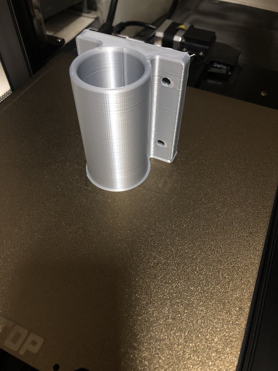 3dprint_imagine's tweet photo. 久しぶりの投稿！

以前、釣り竿ホルダーを作ったのですが、意外に使えることが分かったので2つ目を印刷。結構キレイに印刷することが出来ました✨

普段インスタの方で投稿しているので、宜しければお気軽にフォローして頂けると嬉しいです！

https://t.co/QbeOlfhiSw https://t.co/XlGcsNiUTK
