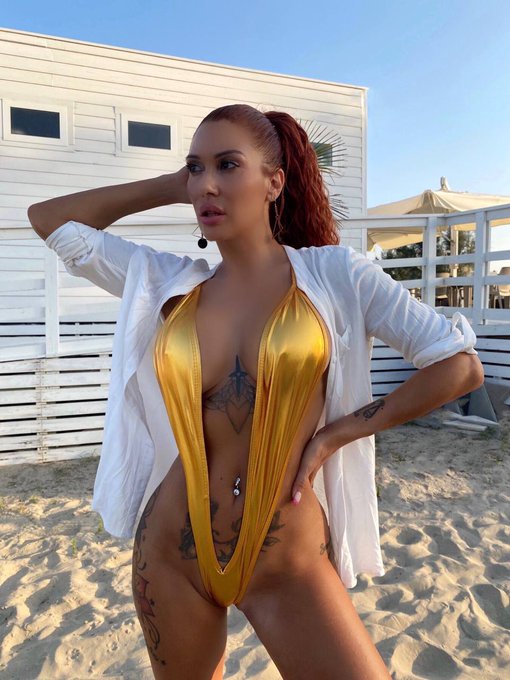 Ciao ragazzi siete carichi? 😋💦Questa sera alle 21 :30 SAR&Ograve; in live su BIGO 😁puoi scaricare l'applicazione