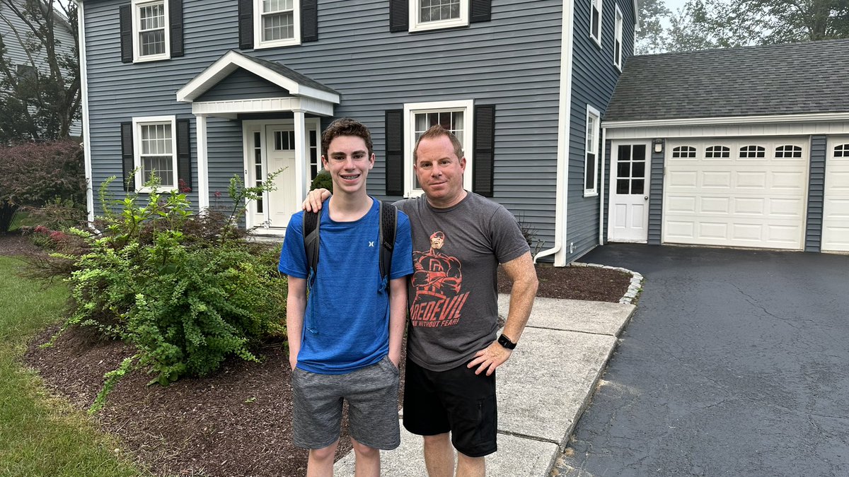 BrianSinkoff's tweet photo. Zachary‘s first day of 10th grade! This kid is growing up so fast! ❤️❤️
#school #firstday #highschool #10thgrade #fatherhood #family @BethlehemCSD https://t.co/HUl399RBCx