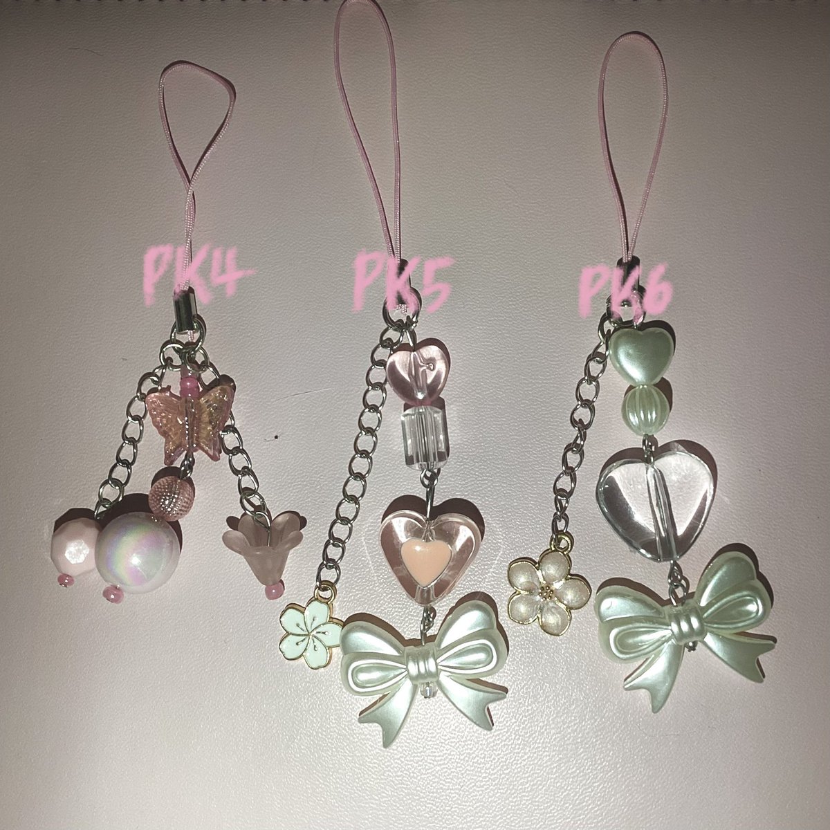 🍓 ⋅ ☆ ‧₊˚ wts lfb

☆★ pink charms 

— ₱50 ea

dop: payo or 2 days dop

reply/dm code + mine to claim 

# beaded keychain phone charm binder collect book charm