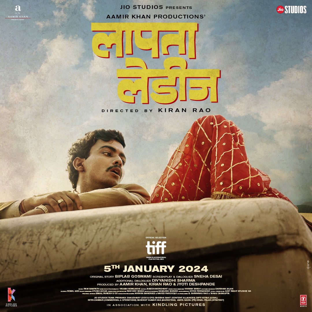 . <a href="/AKPPL_Official/">Aamir Khan Productions</a> #LaapataaLadies has got its release date, 5th January 2024! The comedy-drama brings together the duo #Aamirkhan as producer and #KiranRao as a director! 
<a href="/KindlingIndia/">Kindling Pictures</a> <a href="/TSeries/">T-Series</a> #JyotiDeshpande  #LostLadies