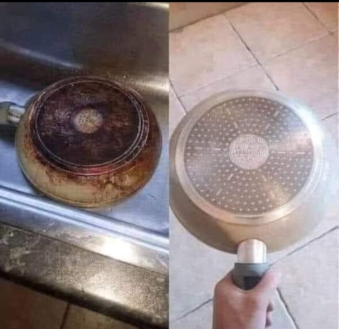 Para los q  preguntan:
Herví 1 l de agua , 2 cdas de vinagre , 1 de bicarbonato y 2 tazas de cocacola. Espera 3', métela en la solución durante 45' y pon lejía a la mezcla. Luego estropajo y lo metí en el líquido  25' +. Lo lavé y estaba igual, así q a tomarporsaco y compré otro