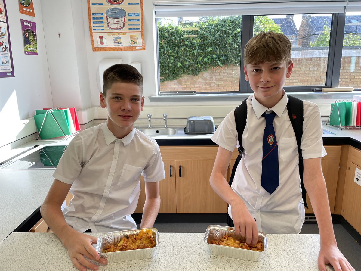 S3s loved making chilli beef nachos last week! Don’t think there was any nachos left by the end of the lesson 👍🏻

<a href="/knoxacademy/">Knox Academy</a>