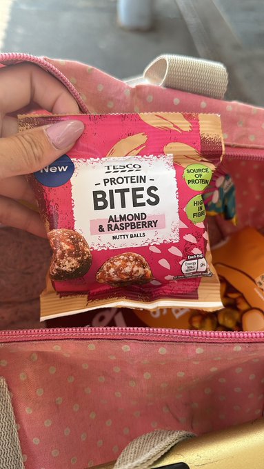 @Tesco hi are these suitable for vegans? Says vegetarian but I can&rsquo;t see anything in them not suitable<a class="tags" target="_blank" title="On Twitter" href="/?out=eyJ0eXAiOiJKV1QiLCJhbGciOiJIUzUxMiJ9.eyJpYXQiOjE3MjQ5MDM1NzIsImlzcyI6InR3cG9ybnN0YXJzLmNvbSIsIm5iZiI6MTcyNDkwMzU3MiwiZXhwIjoxNzU2NDM5NTcyLCJyZWRpcmVjdF91cmwiOiJodHRwczovL3R3aXR0ZXIuY29tL1Rlc2NvIn0.llHdavzGFnY46zkOg8ICVAq0jk409RD5JzNfAL1XlwBWQWYX2tDrlBj03josHvpFBxARusnJOMXbqW0XK3d5OQ">@Tesco</a><a href="/tag/chriscorner"class="tags"><span>#chriscorner</span></a><a href="/tag/iamx"class="tags"><span>#iamx</span></a>