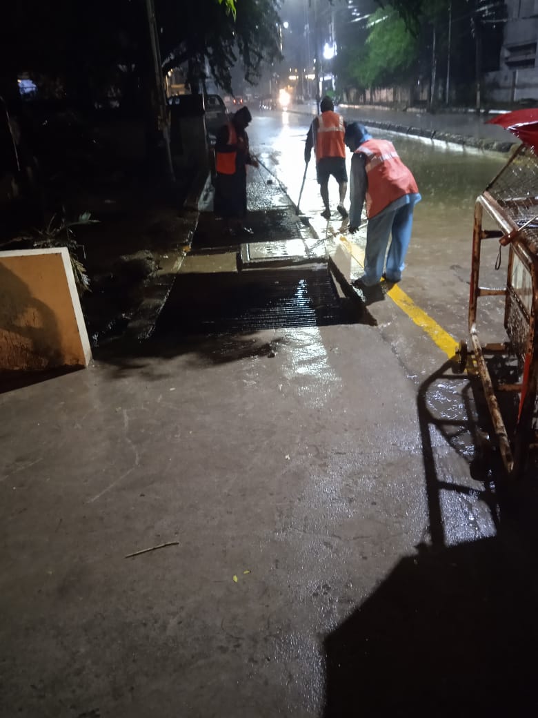 dy_ward's tweet photo. @prasad73327285 @GHMCOnline @KTRBRS @GadwalvijayaTRS @CommissionrGHMC Dear citizen inconvenience regretted, attending with met regularly at nector garden and proposal is in SNDP for permanent solution https://t.co/IlDGz7vn5Q