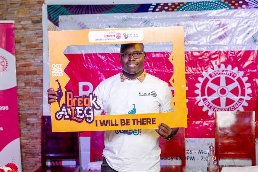 ROCK_Kampala's tweet photo. As you come for fellowship today,carry a deposit for a #BreakALeg2023 ticket.😃
We cant wait to see you.

#RockPr https://t.co/ebJamUiMLH