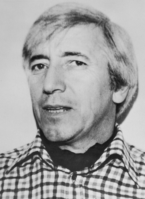 mich_kozlowski's tweet photo. 7 września 1978 bułgarski pisarz, antykomunista i dysydent Georgi Markow (1 III 1929-11 IX 1978) został w Londynie ukuty parasolem z rycyną przez agenta komunistycznych służb specjalnych. Kilka dni później już nie żył. https://t.co/tQ99G0mIWg