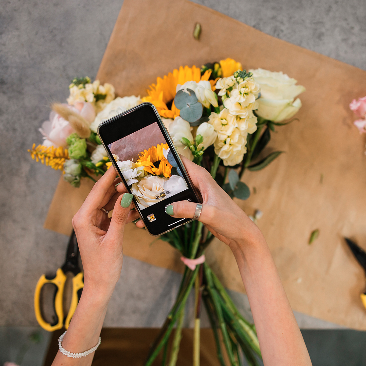 Iberflora's tweet image. “Cómo sacar el máximo partido a Instagram, TikTok, Canva y otras herramientas para el negocio floral”.
Participa en esta ponencia a cargo de Gilliana Bullón, responsable de Gestión y Marketing de @nextrainingTI 
(1/2)