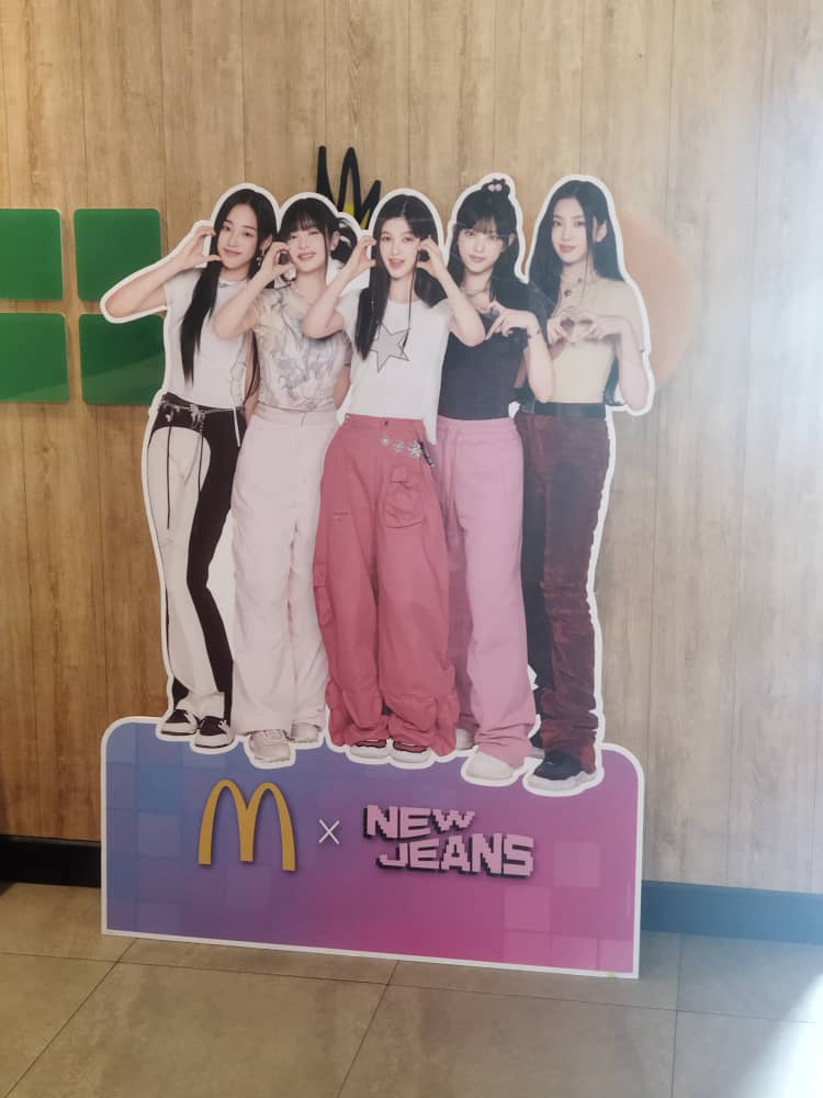 Sapa Yang Belum Beli New Jeans Set,Sila Beli Set Yang Medium....Baru Boleh Dpt Paper Bag Dgn Cup New Jeans
#NewJeans #mcdxnewjeans
#newjeansmalaysia #mcdmalaysia