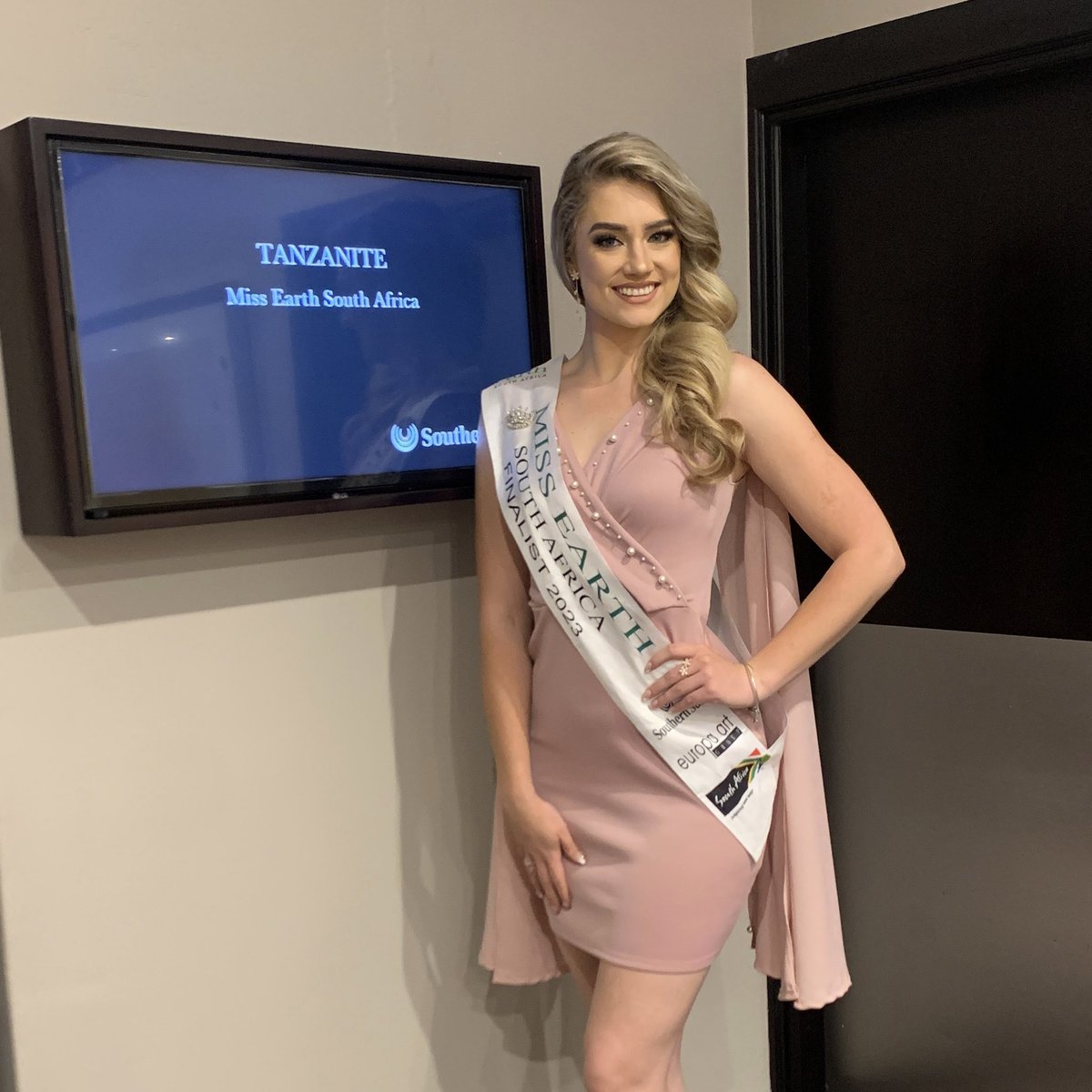 Belinde_b's tweet photo. Workshop day of Miss Earth South Africa 2023 Pageant week 👑 https://t.co/tFdWwqne92