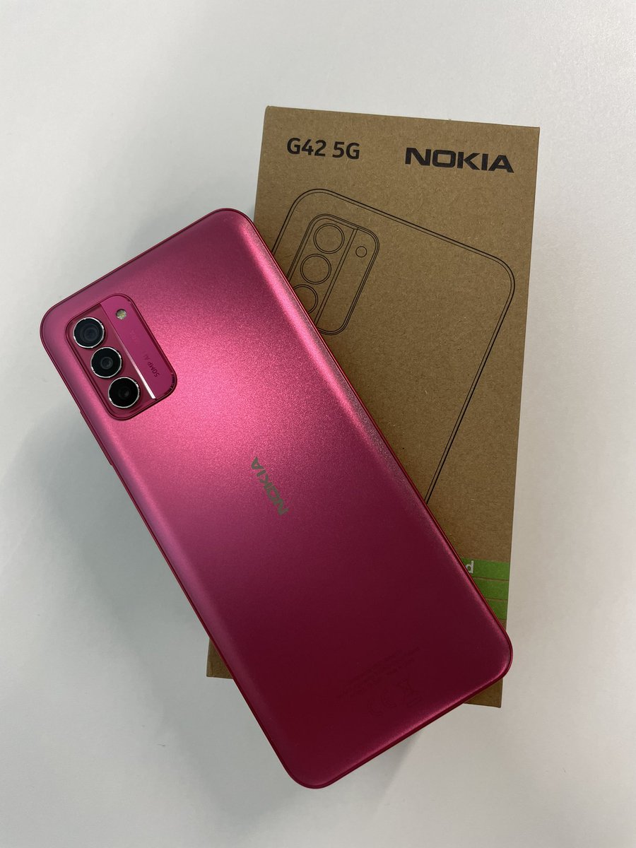 AxiComFR's tweet photo. So Pink ! @HMDGlobal dévoile aujourd’hui le #NokiaG42 5G dans un coloris rose éclatant 💅 ✨ Un smartphone élégant mais aussi réparable, grâce au partenariat avec @iFixit 🔧 https://t.co/6GumXIplnT