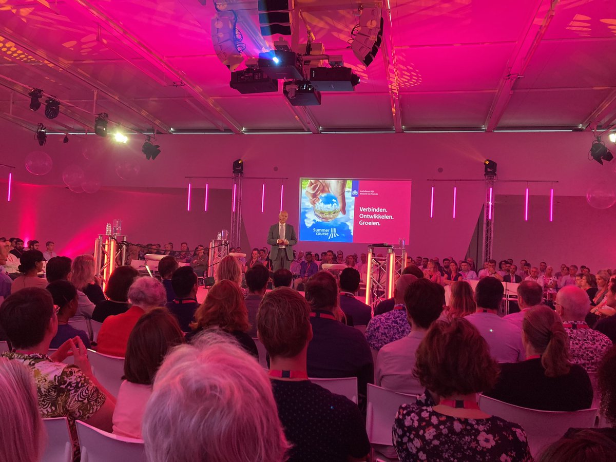 RinBra's tweet photo. Mystery guest Adrie Kerkvliet trapt de ADRSummercourse 2023 af, èn neemt afscheid als algemeen directeur. Dankjewel en het ga je goed. https://t.co/ae5UOfugm3