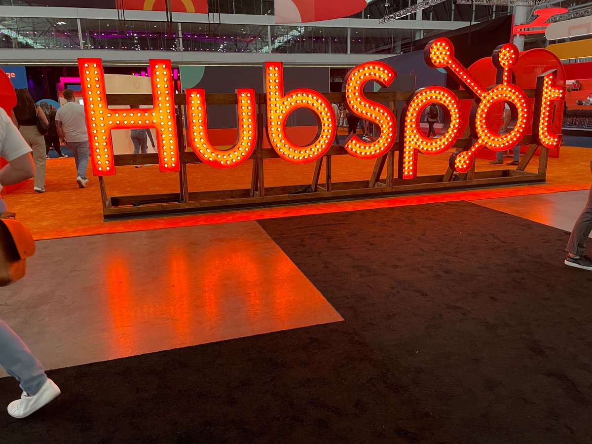 Some of the Aira team flew out to Boston this week for #INBOUND!

Key takeaways so far:
🤖 #AI is a hot topic, but human intervention is essential
🖼 #HubSpot introducing an AI image generator to make creating content easier
⏫  Sales Hub and Commerce Hub are getting revamps