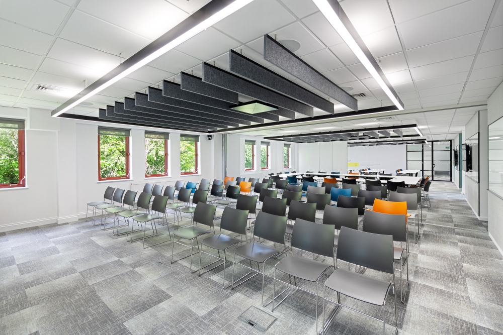 Are you hosting an event? Look no further. 

co//lab has all the solutions you need! ✔️

Learn more and get in touch today to book: bcc.co.uk/co-lab/