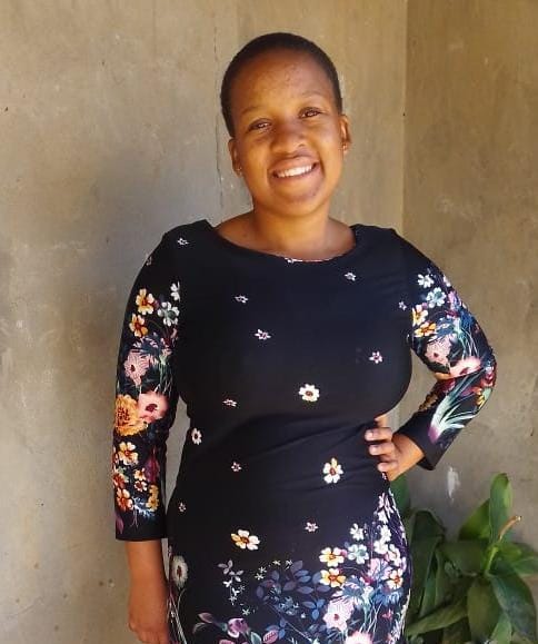 SAPoliceService's tweet photo. RT #sapsFS Mangaung #SAPS seek public assistance in locating a #missing teen, Tshepiso Simon (16), who was reportedly last seen on 25/08, when she left her home in Botshabelo in Bloemfontein to go to the nearby tuck shop. She has since disappeared. Info->D/Const Mofamere 081 047 7295 or 051 406 4401 #CrimeStop #MySAPSApp ME
https://t.co/D47rJzBYFC