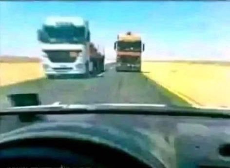 thenihiin's tweet photo. As a good driver, what are you doing next??. https://t.co/u1oGITzvLf