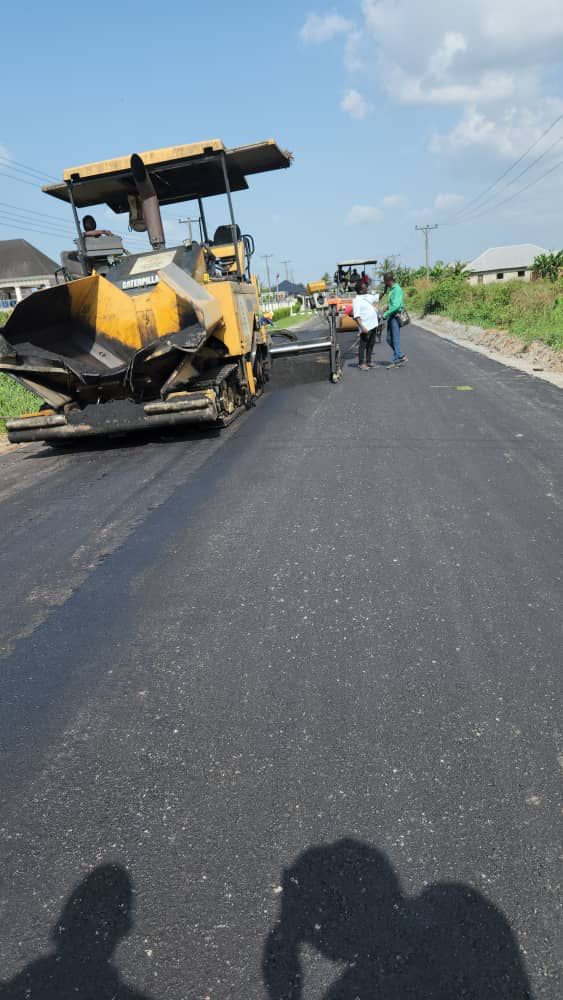 EmuejevokeEngr's tweet photo. These are some roads and some amazing things the Governor has done with just 100 days in office….. Just imagine what he would do within a year, APC and Labour Party should buckle their seat belts for a long sweet ride towards advancing Delta.

#Advancingdelta
#more4delta https://t.co/ntnhLH51zg