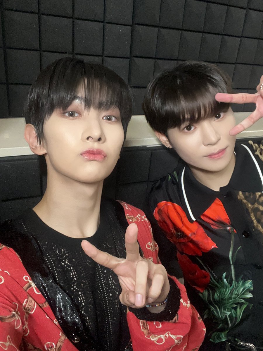 WUZO_BLITZERS's tweet photo. [📷]
 
[2023 BLITZERS SUMMER LIVE IN JAPAN START UP]

오사카 첫번째 공연✨
오늘도 블리한테 좋은 기운만 가득 받아서 신남!🤗

#블리처스 #BLITZERS #ブリチャーズ #ブリと一緒に https://t.co/UHKJFN8E8L